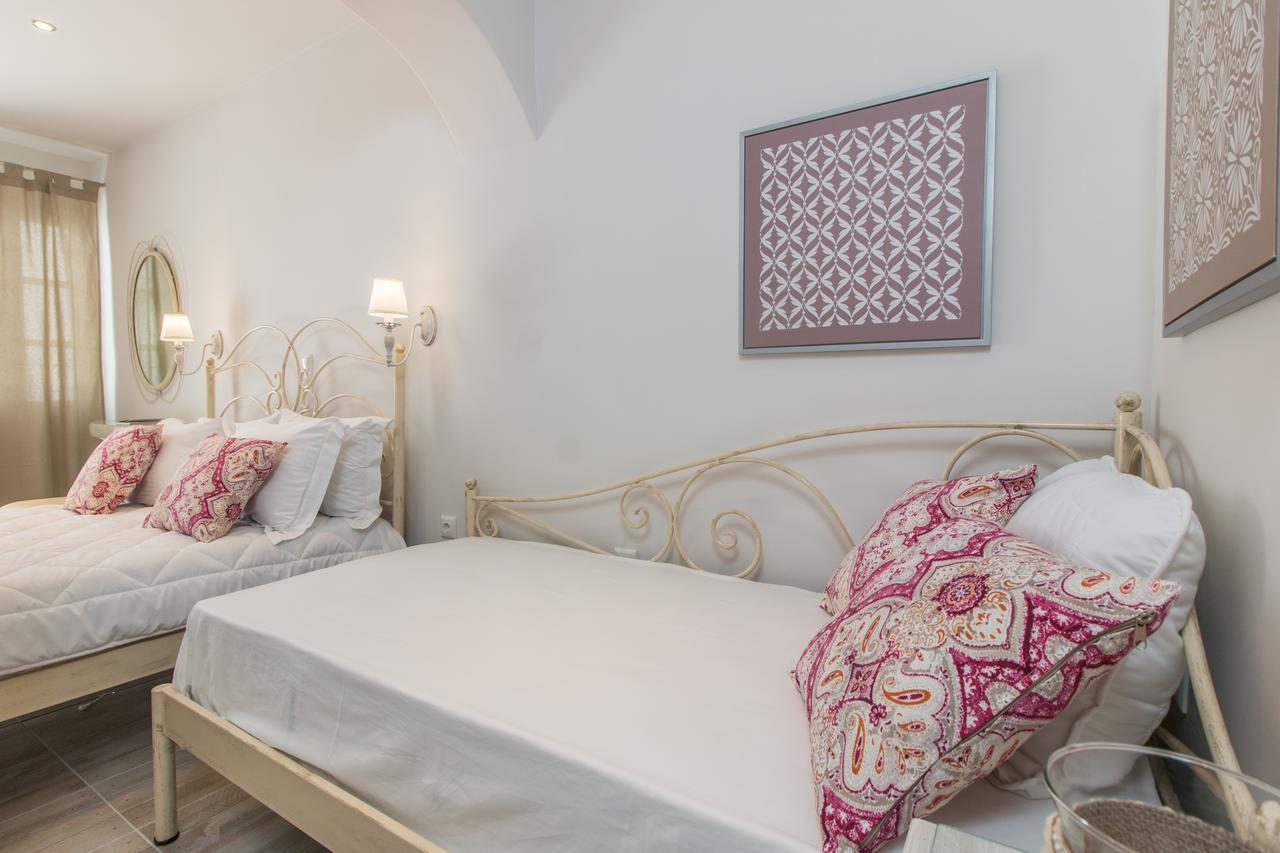 Relax Studios Naxos City Екстер'єр фото
