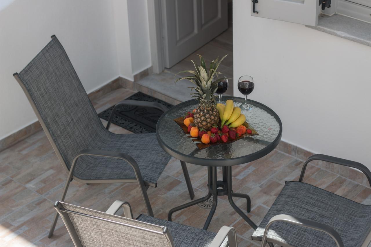 Relax Studios Naxos City Екстер'єр фото